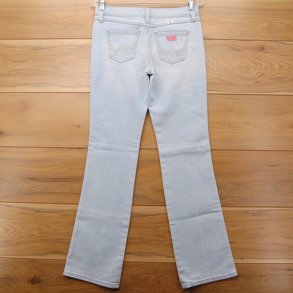 Wrangler Barbie Jeans Womens 16 Light Wash Bootcut Denim Daydreams Stretch - Picture 4 of 13